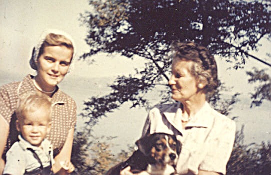 Adelaide Loss with her son Peter, mother Mary Buningh, and Timothy the dog (559 KB) abt 1955 Photo from FindAGrave; Added by: Paul1957, 10/27/2005 'Adelaide Munroe with mother Mary Buningh and son Peter' (Click on Picture to View Full Size) picture