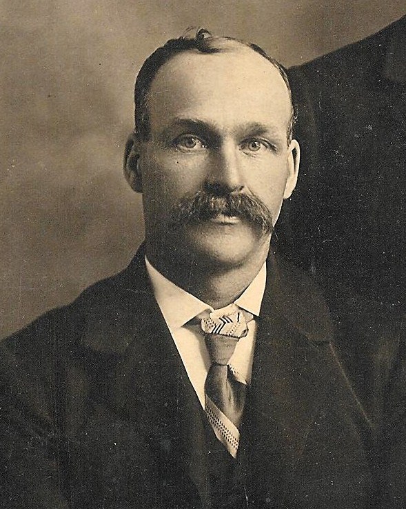 Arthur James Brown (1275 KB) Abt 1910 from Bruce C. Johnson Jr. PMT (clearly a detail from family photo); Aylmer, Ontario, Canada (Click on Picture to View Full Size) picture