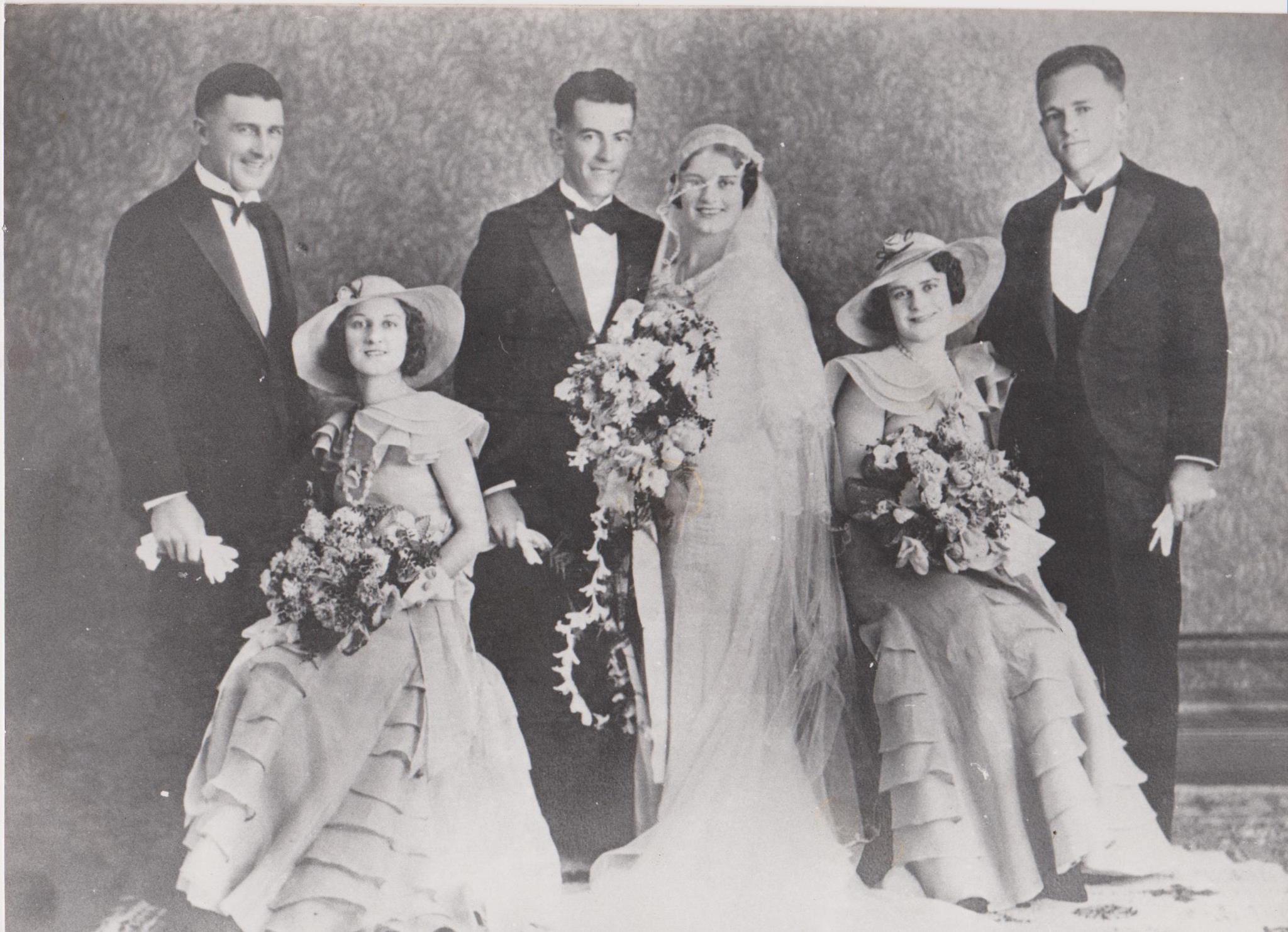 Sydney Crawford and Emma Jamieson wedding photo (8898 KB) 28 October 1933 (Click on Picture to View Full Size) picture