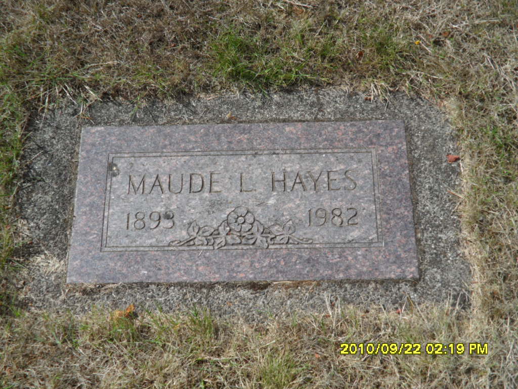 Maude L. Hayes gravestone in Dallas Cemetery (2304 KB) 22 September 2010 Photo from FindAGrave; Added by: Reggie Sutton, 9/23/2010 (Click on Picture to View Full Size) picture