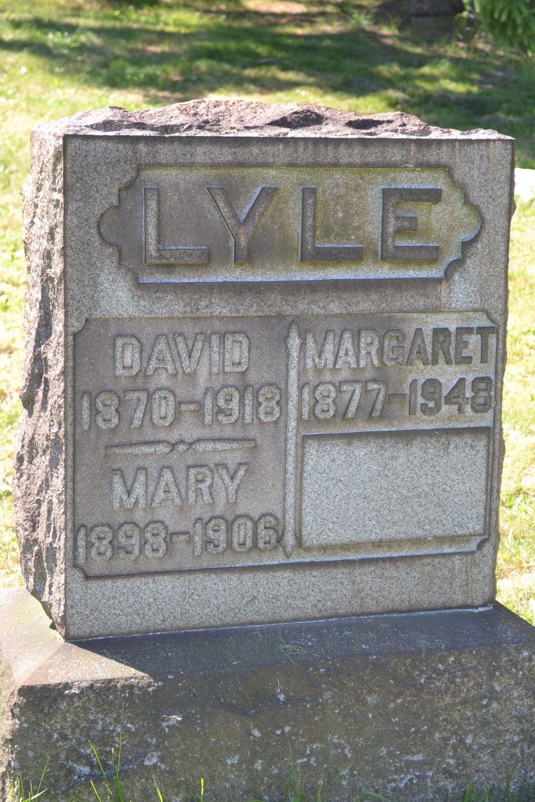 Lyle family gravestone for David, Margaret, and Mary in Homestead Cemetery (5084 KB) Photo from FindAGrave; Added by: LAB, 6/11/2014 (Click on Picture to View Full Size) picture