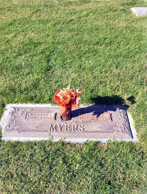 Willard and Loura Myers gravestone in Green Acres Memorial Park (947 KB) 25 November 2016 Photo courtesy of Jim Myers; used by permission. (Click on Picture to View Full Size) picture