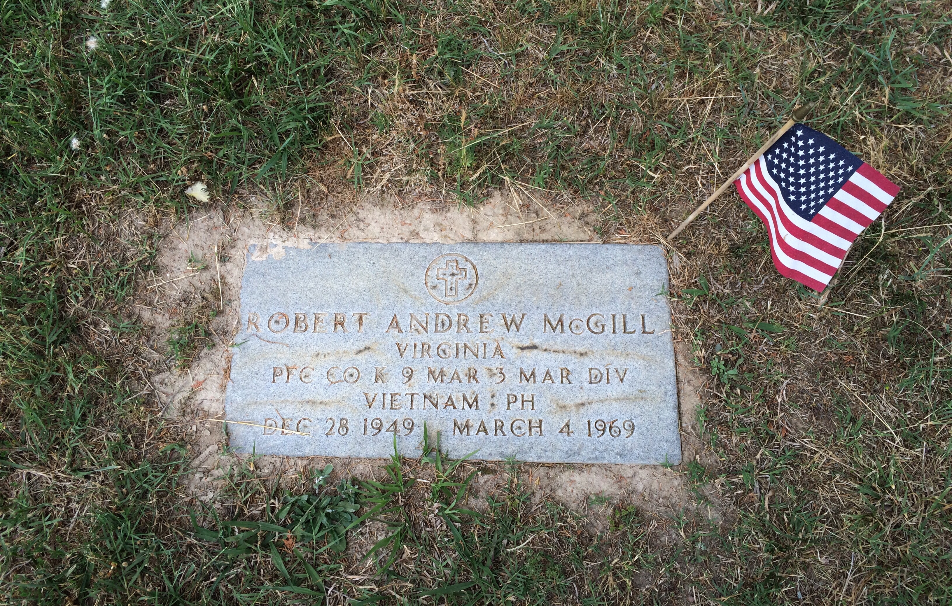 Robert Andrew McGill military gravestone in Sunset Memorial Park (19870 KB) Photo from FindAGrave; Added by: Frogman, 5/31/2015 (Click on Picture to View Full Size) picture