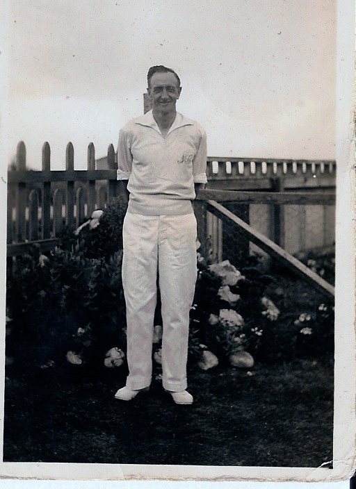 Hugh is ready for bowling! (1056 KB) 1945 margw37 originally shared this on 02 Mar 2014 'In his Bowling clothes, Granddad loved his lawn Bowls' (Click on Picture to View Full Size) picture
