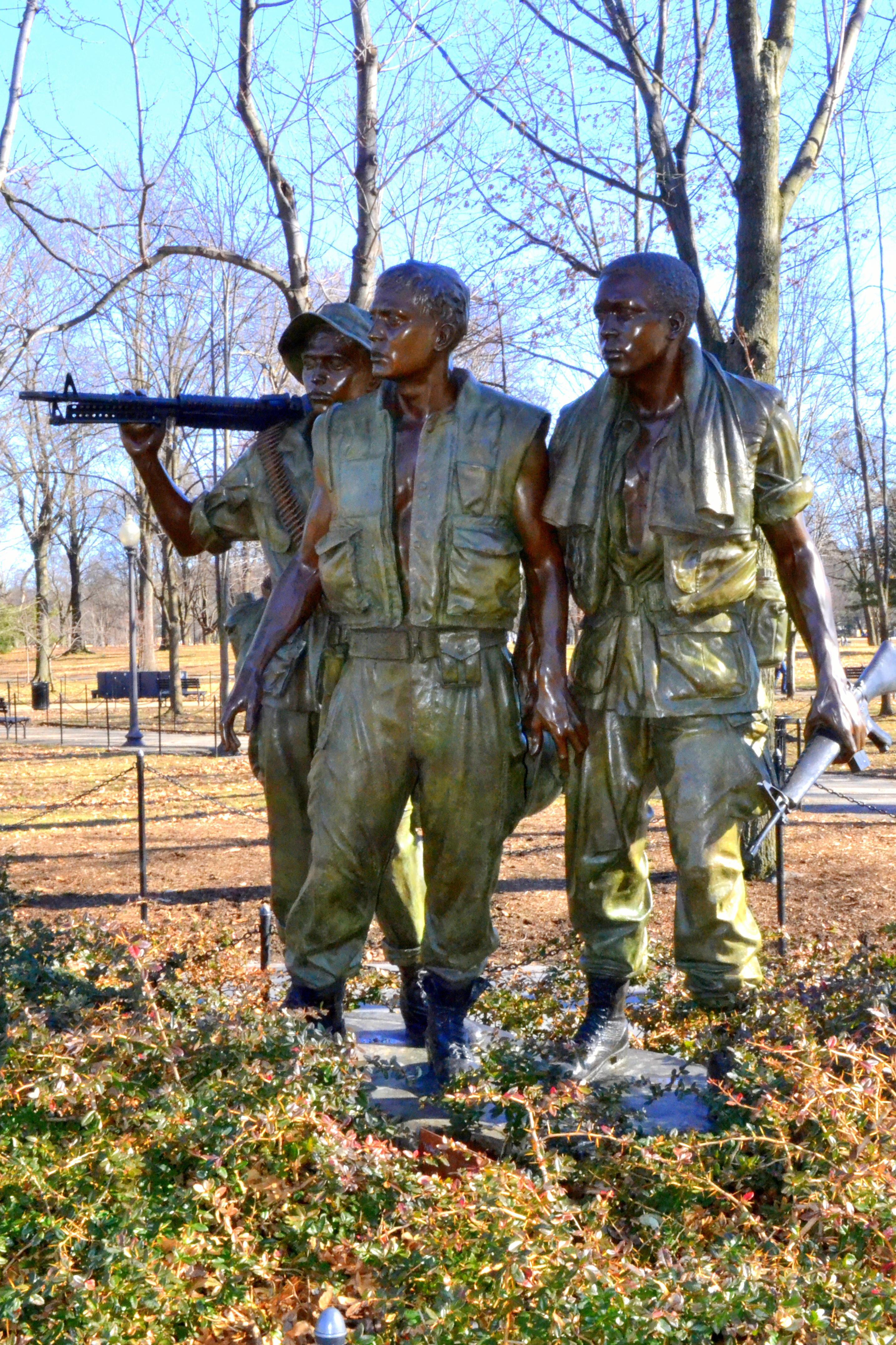 The Three Soldiers bronze by Frederick Hart at the Vietnam Veterans Memorial in Washington, DC (36247 KB) Photo courtesy of mahaffjg's Elliot Family Tree on Ancestry. (Click on Picture to View Full Size) picture